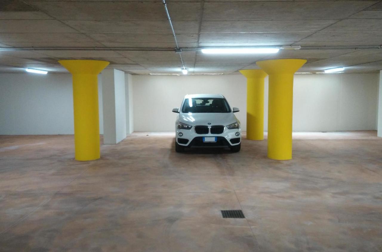 Апартаменты Charme Con Parcheggio Лукка Экстерьер фото